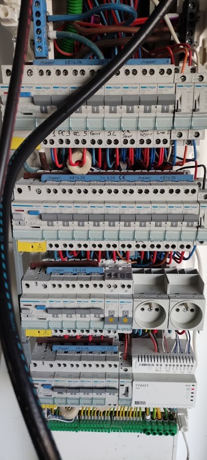 TONY ELEC'SERVICE, Electricien au Breuil-Bernard