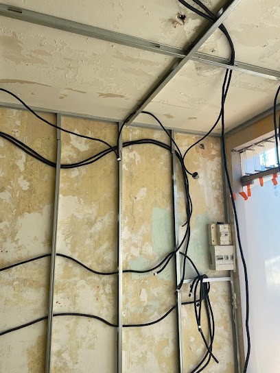 Jerelec, Electricien à Noé