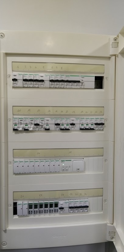 MONSIEUR ABDELHAKIM BENAISSA, Electricien à La Valette-du-Var