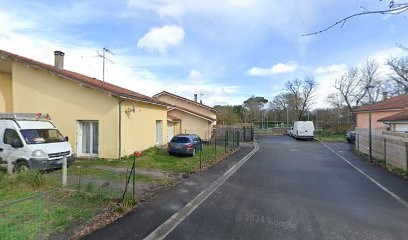 Berek Alexandre, Electricien à Arengosse