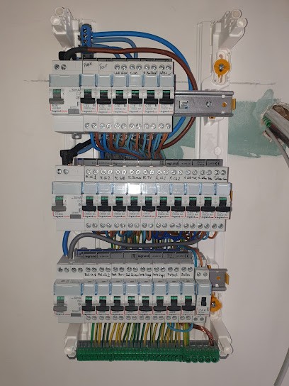 PMS Pereira Multi Services, Electricien à Aix-Villemaur-Pâlis