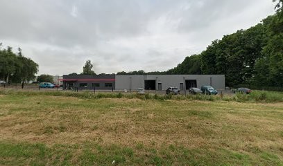 Volta, Electricien à Saint-Laurent-de-Brèvedent