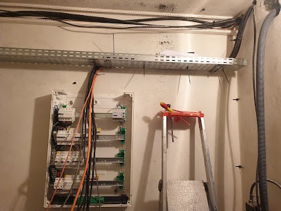 Branco lionel, Electricien à Saint-Nazaire-les-Eymes