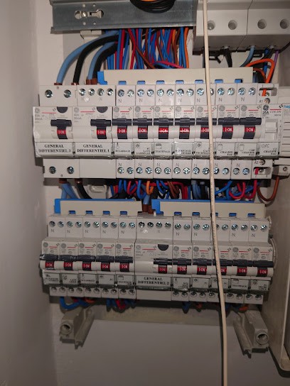 GONZALES JEREMY Electricite / plomberie /dépannage /multi services et rénovation, Electricien à Grabels