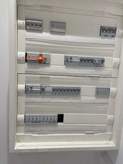 Dcn électricité, Electricien à Pomponne