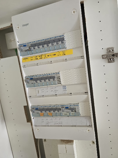 Glv Bat - Électricien, Électricien à Conflans-Sainte-Honorine