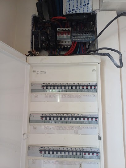 SARL HELP.SOS.DOMI, Electricien à Lalinde
