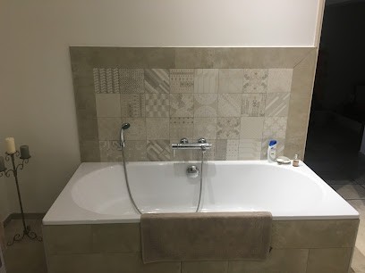 Batiment Services - Grandjean Laurent, Electricien à Puyvert